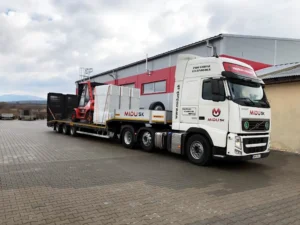 Tahac Volvo FH62T 500 podvalnik nosnost 365T max. vaha supravy 60T