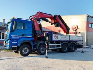 tazky hydraulicky zeriav nosnost 215ton auto MAN 8 6 pohon
